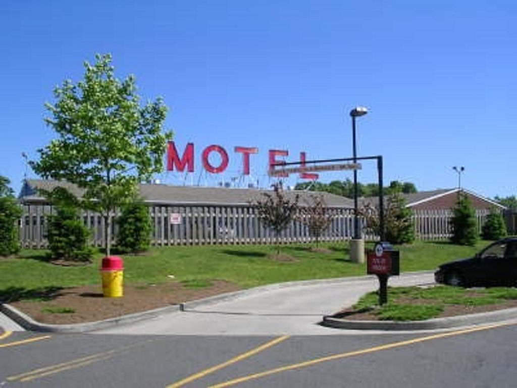 Mayflower Motel Milford Kültér fotó